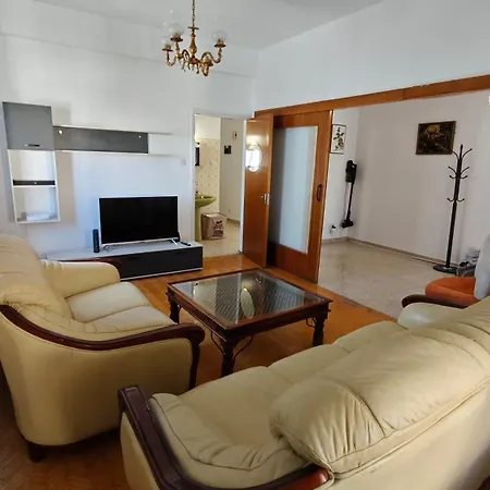 Center Spacious شقة نيقوسيا